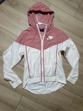 Nike Windrunner Hooded Jacket Women's XS Pink White
